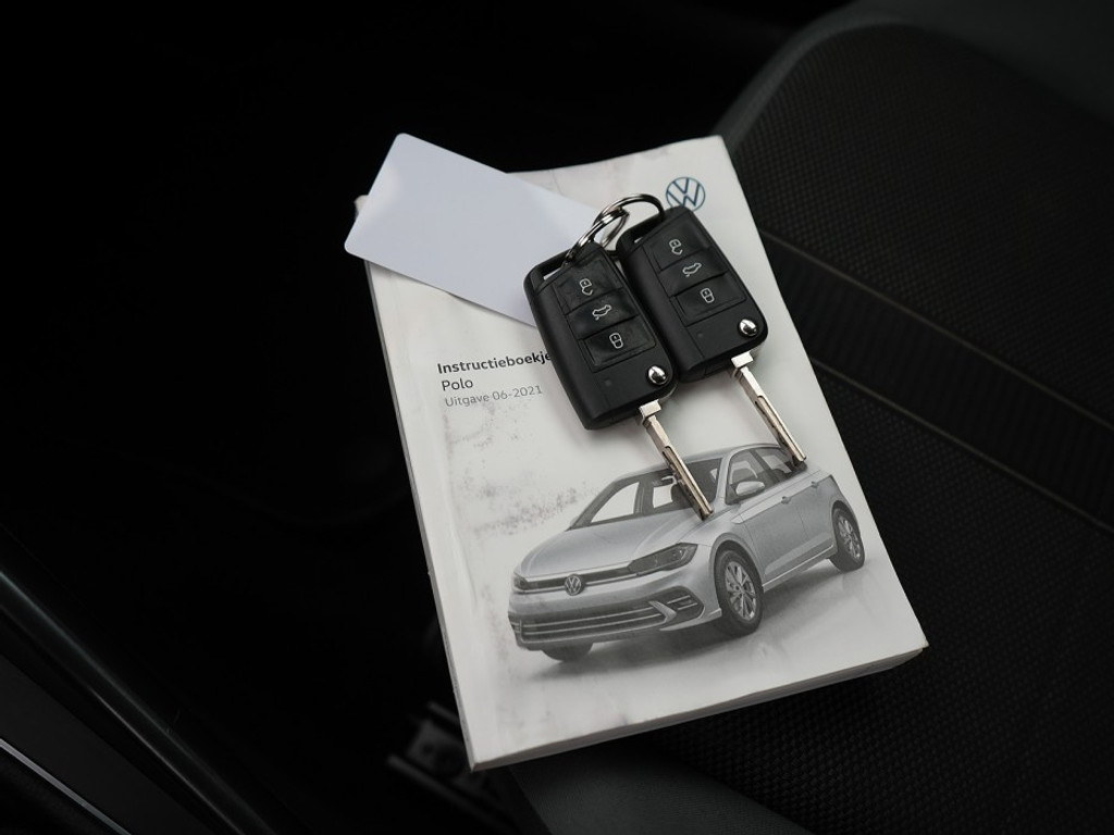 Volkswagen Polo 1.0 TSI Style IQ Light | Adaptief Cruise | Achteruitrijcamera | Navi & Carplay | Climate |