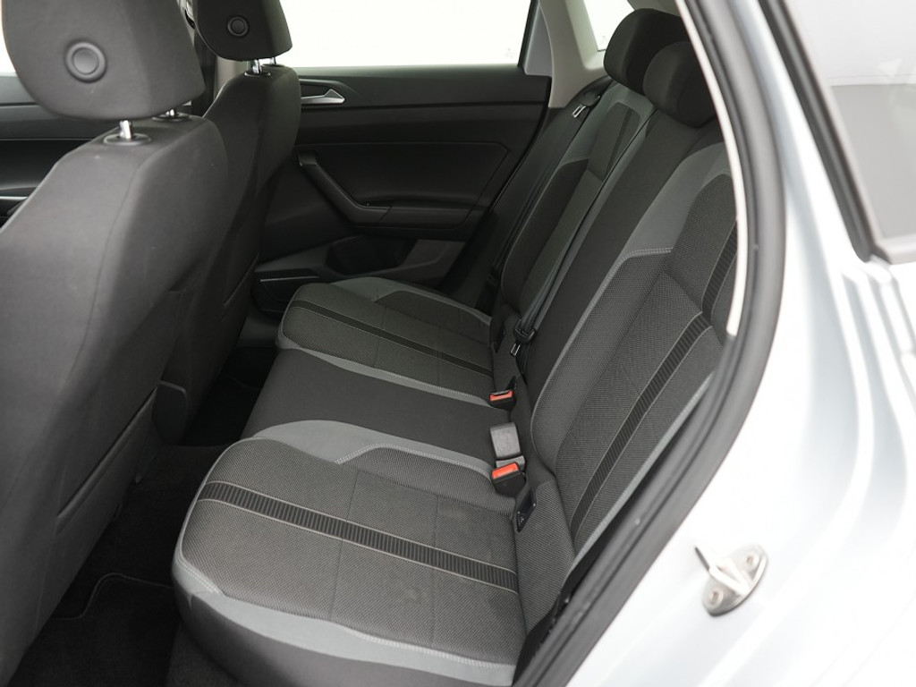 Volkswagen Polo 1.0 TSI Style IQ Light | Adaptief Cruise | Achteruitrijcamera | Navi & Carplay | Climate |